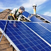 Slnečné kolektory sú zariadenia, ktoré využívajú slnečné svetlo na výrobu energie prostredníctvom procesu nazývaného fotovoltaický efekt.